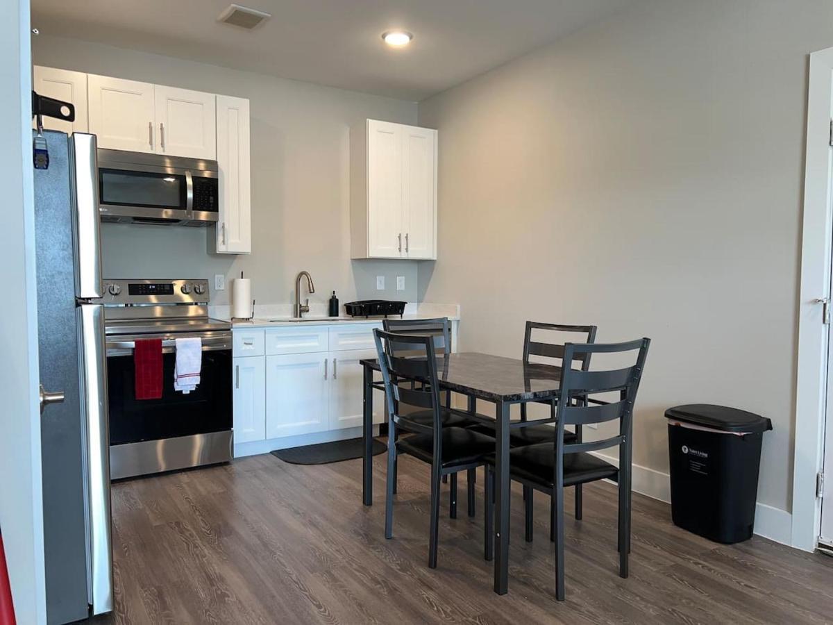 Welcome To Our Spacious 2-Bedroom 2-Bathroom Located In The City Of Houston, Texas! المظهر الخارجي الصورة